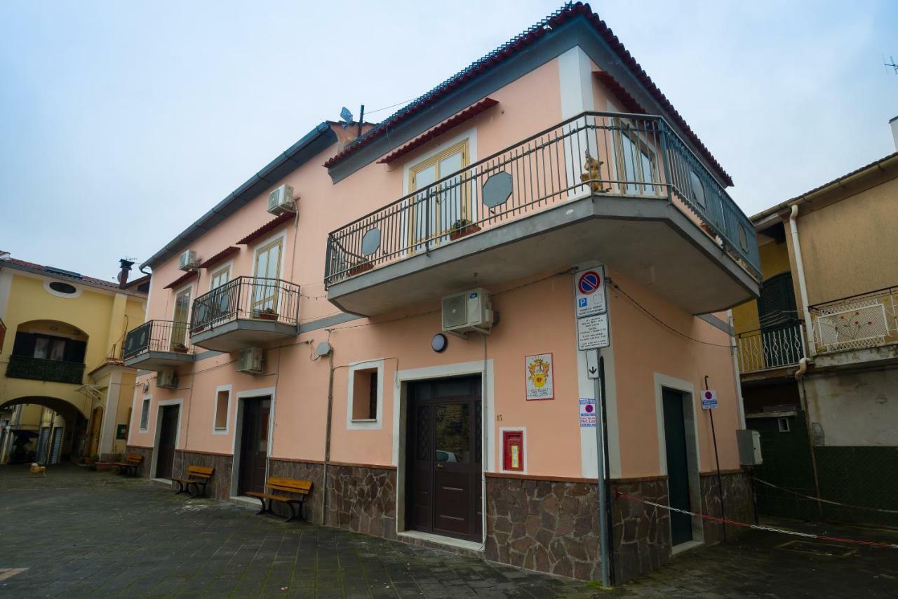 הוילה טרמונטי Casa Vacanze Del Core מראה חיצוני תמונה